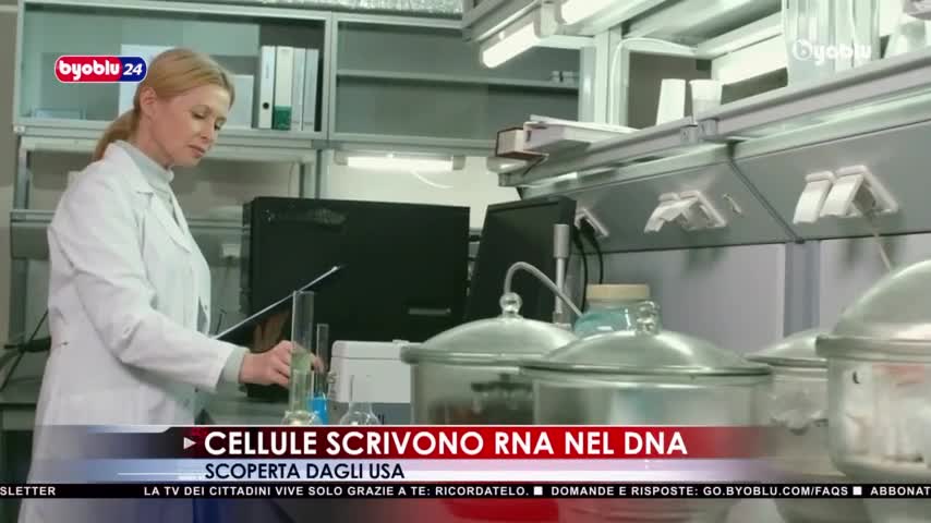 RNA scrive il DNA. Quindi questo accade anche con i vaccini.