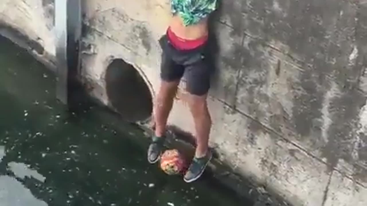 Sometimes Teamwork Doesn't Work