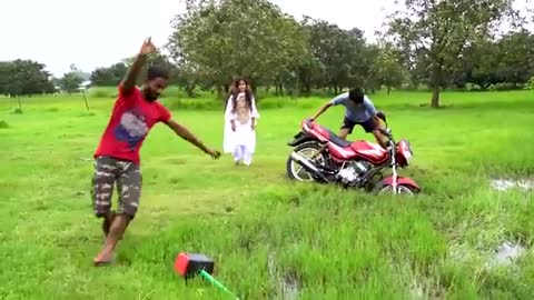 Best Funny Video ।। Tik Tok Viral Video।। Riyaz Ka Viral Funny Video ।।Bhojpuriya Entertainment-1