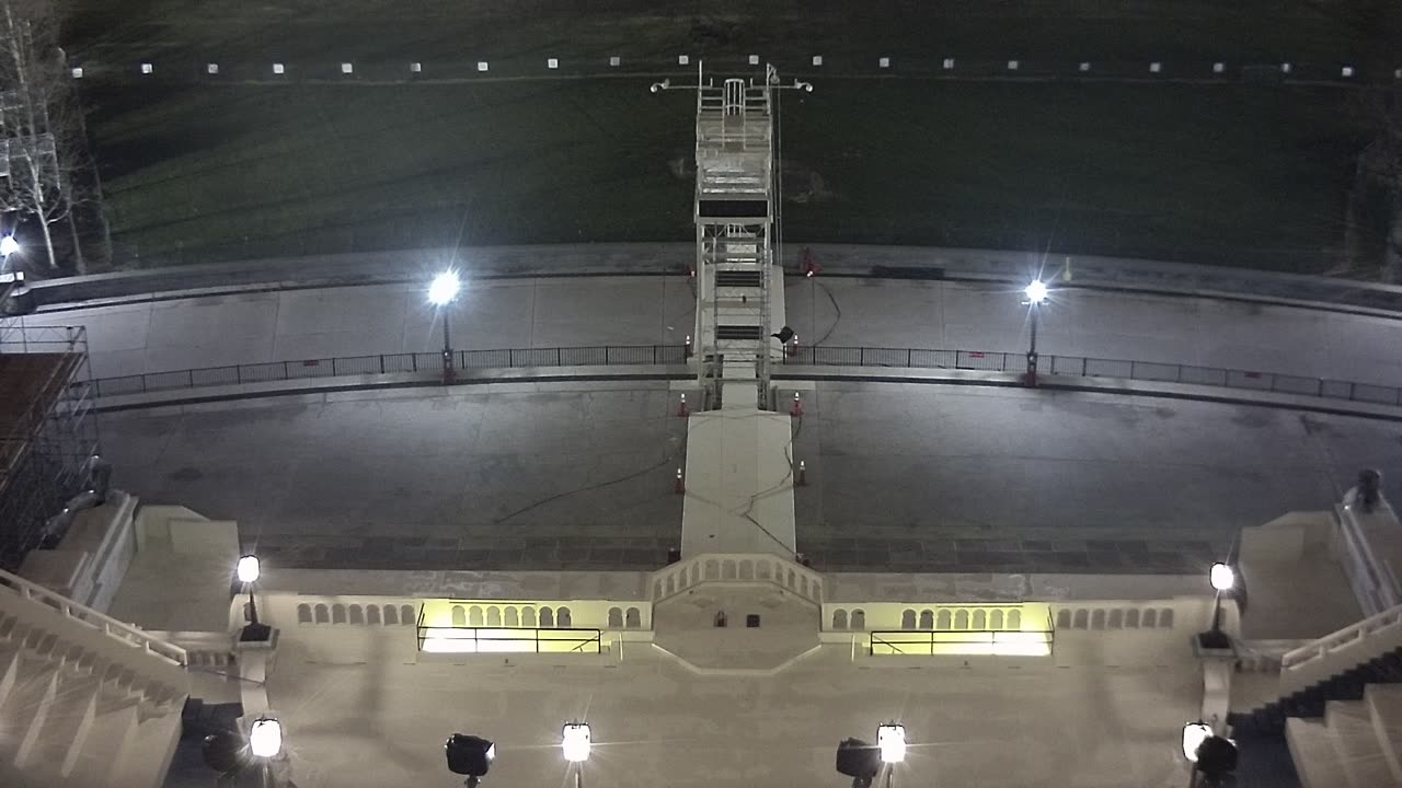 0944USCSRFWestRoof_2021-01-06_00h08min57s660ms.mp4