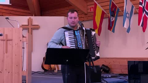 Accordion Christian music( Norway church)