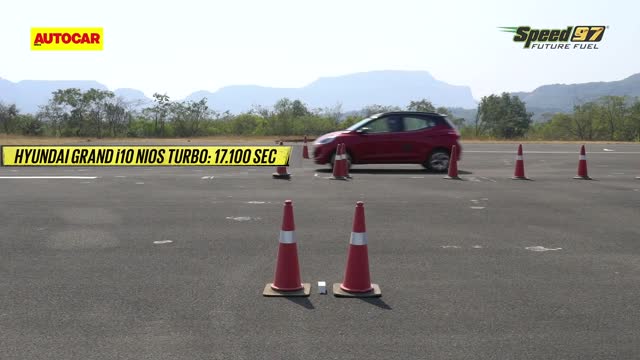 Drag Race_ Volkswagen Polo TSI vs Hyundai Grand i10 Nios Turbo - 1.0 Republic