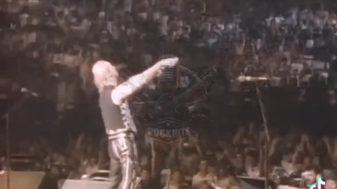 Living After Midnight - Judas Priest ( Live )