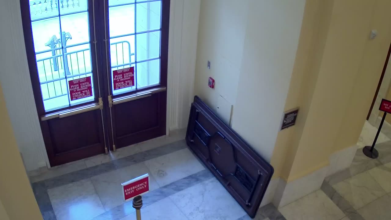 3444CHOB02RotundaCH12W_2021-01-06_15h40min01s773ms.mp4