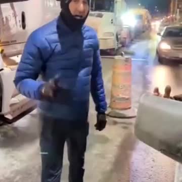 Man In Ottawa Losing His Shit Over Freedom Convoy “I haven’t slept in five days!!!!!”