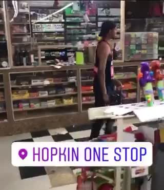 Thug INSTANTLY Regrets Threatening Cashier at Convenience Store