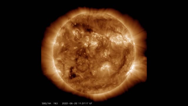 Very Large Sunspot Is Directly Facing Earth