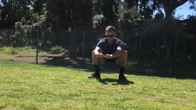 Progressive Calisthenics, Leg Exercises. Air Squats