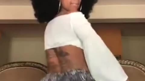 Lalovetheboss Twerking in legging