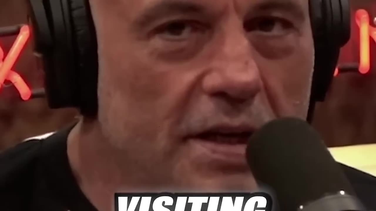 Rogan Extra's - Joe Rogan_ Something's not adding up