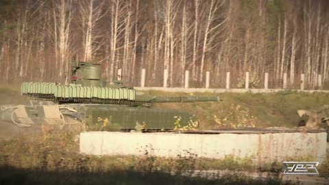 Latest Russian T-90M MBT with turret ERA serves out factory's firing test