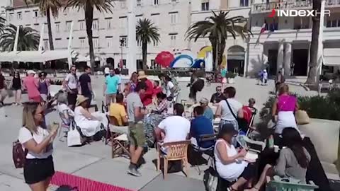 Nasred Rive osvanula bespravna terasa