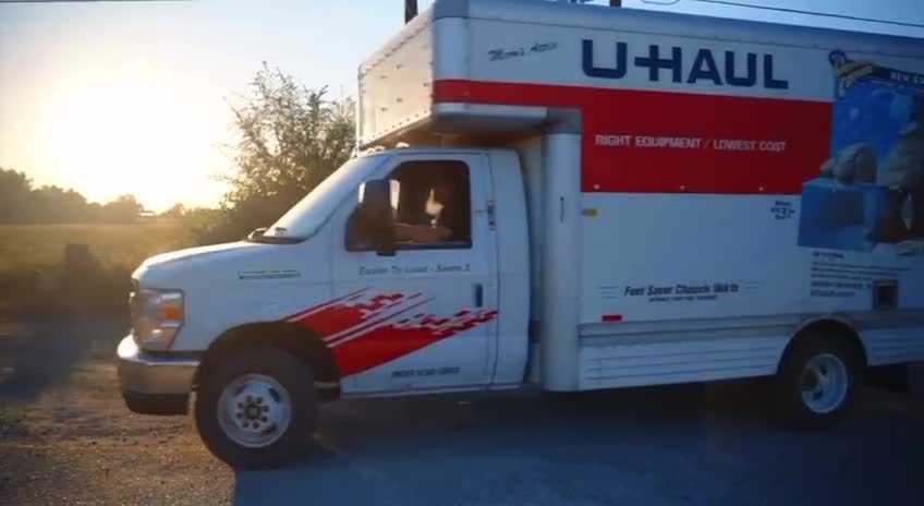 Ammon Bundy campaign ad says he will help liberals move after he's elected governor.