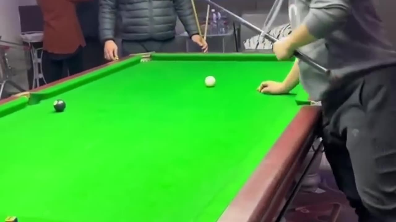 Funny video Billiards