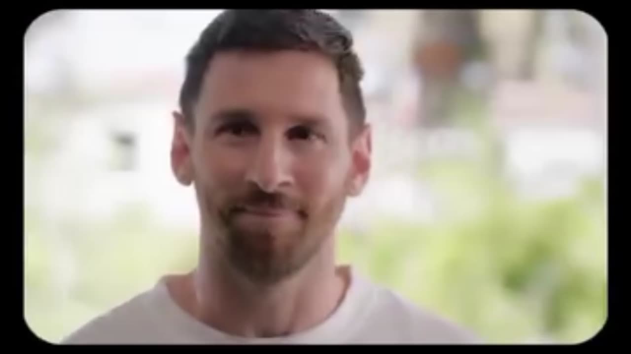 Lionel Messi speaks English