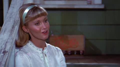 Olivia Newton-John - Hopelessly Devoted To You (1978) (Upscaled) UHD 4K