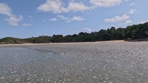 Metal detecting on france war beach! (day 7)🦦