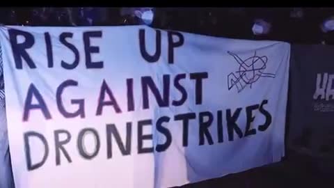Hundreds of Germans took to the streets of German cities to protest against arms supplies to Ukraine