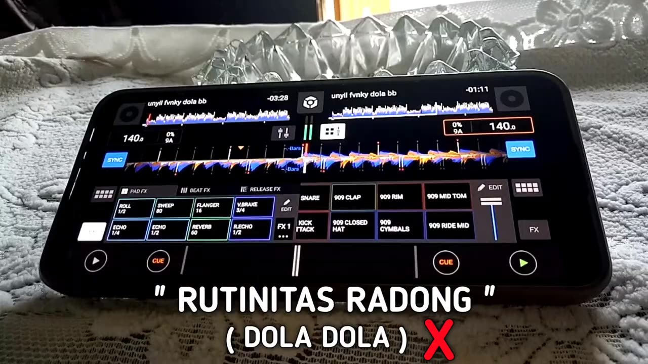 DJ RUTINITAS RADONG X DOLA DOLA BREAKBEAT SLOW FULL BASS