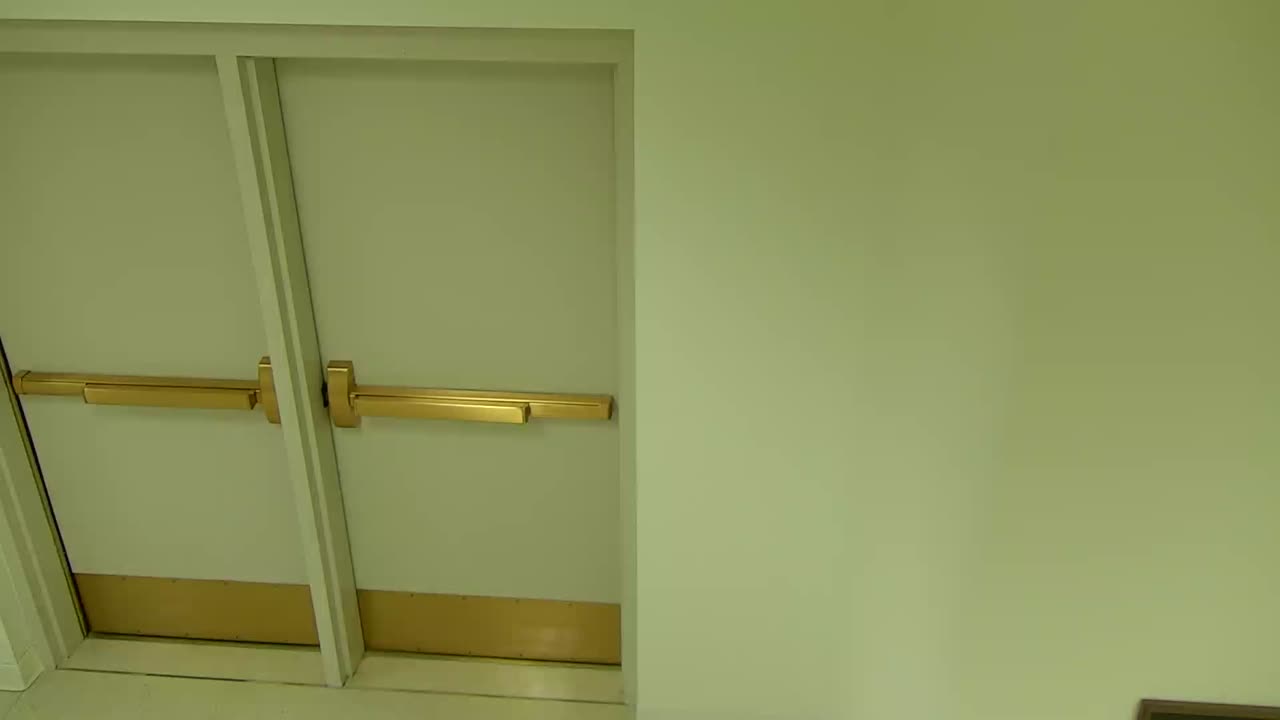 7083CVCLLSVC213_2021-01-06_00h40min00s253ms.mp4