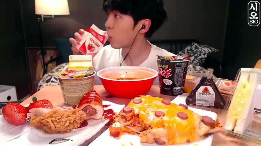 ASMR Fried Chicken Tteokbokki Eating