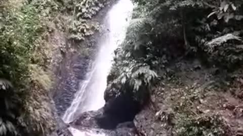 Cascada de El Mohán