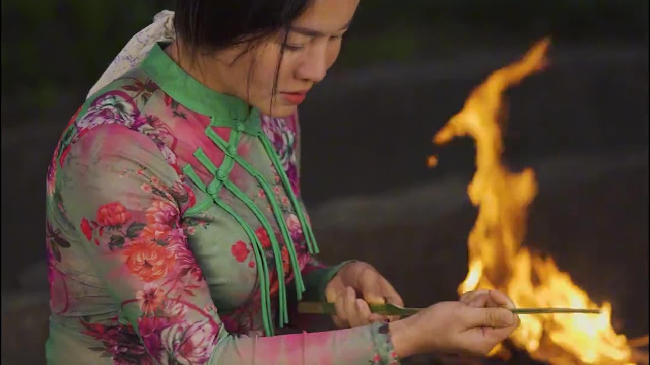 The Oil-Paper Umbrella: Over 1,000 Years of Chinese Intangible Cultural Heritage