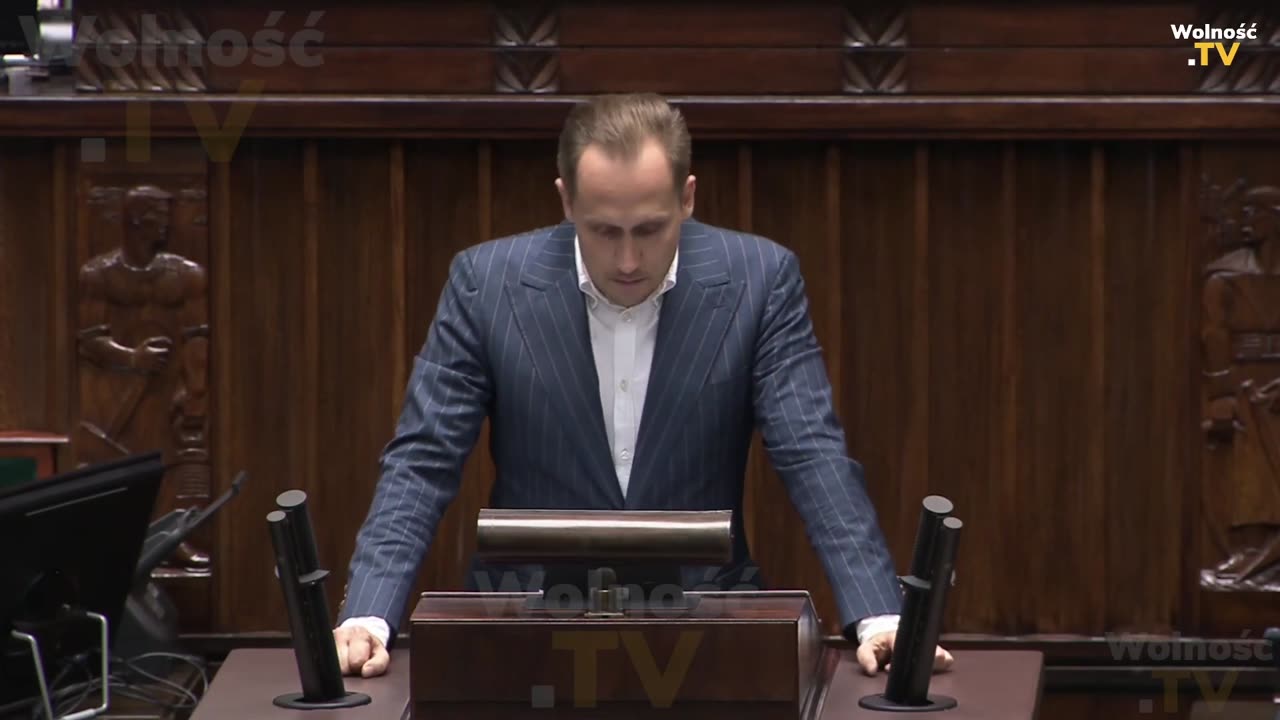 BERKOWICZ WYPOMNIAŁ W SEJMIE ZAM0RDYZM W CZASIE P@NDƐMll!