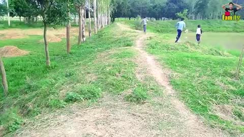 Try to not laugh 😂 😂