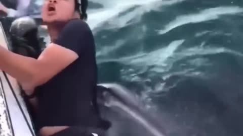 What would you do in this situation? 😅