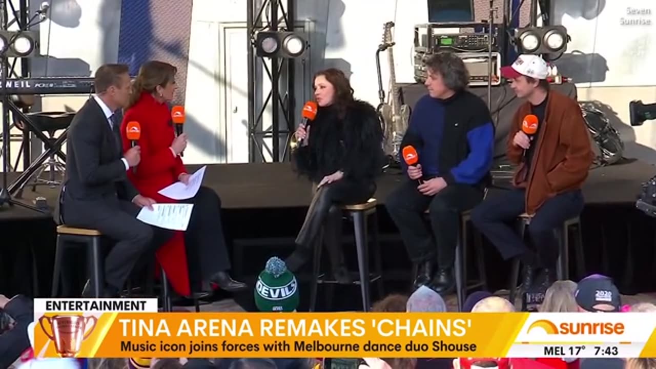 Tina Arena discusses the new version of Chains