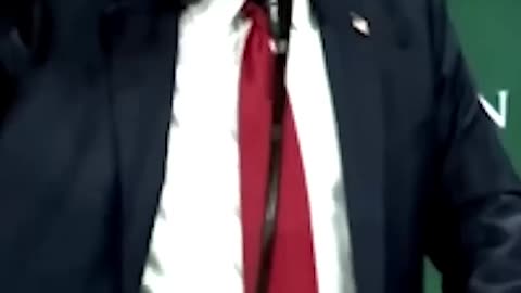 Trump says he has removed his last bandage since the assassination attempt
