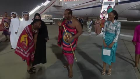 Swaziland King arrive at Abu Dhabi With 15 wife and 100 Servant