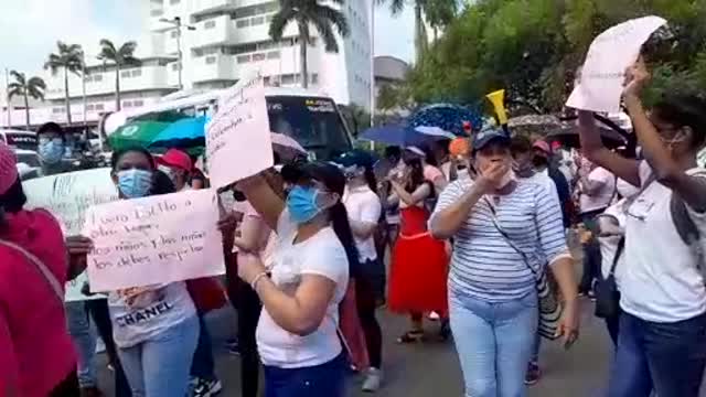 Protesta de operadores del ICBF