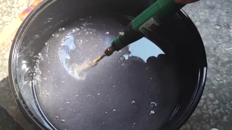 Epoxy art diorama, diver shark, wow¡