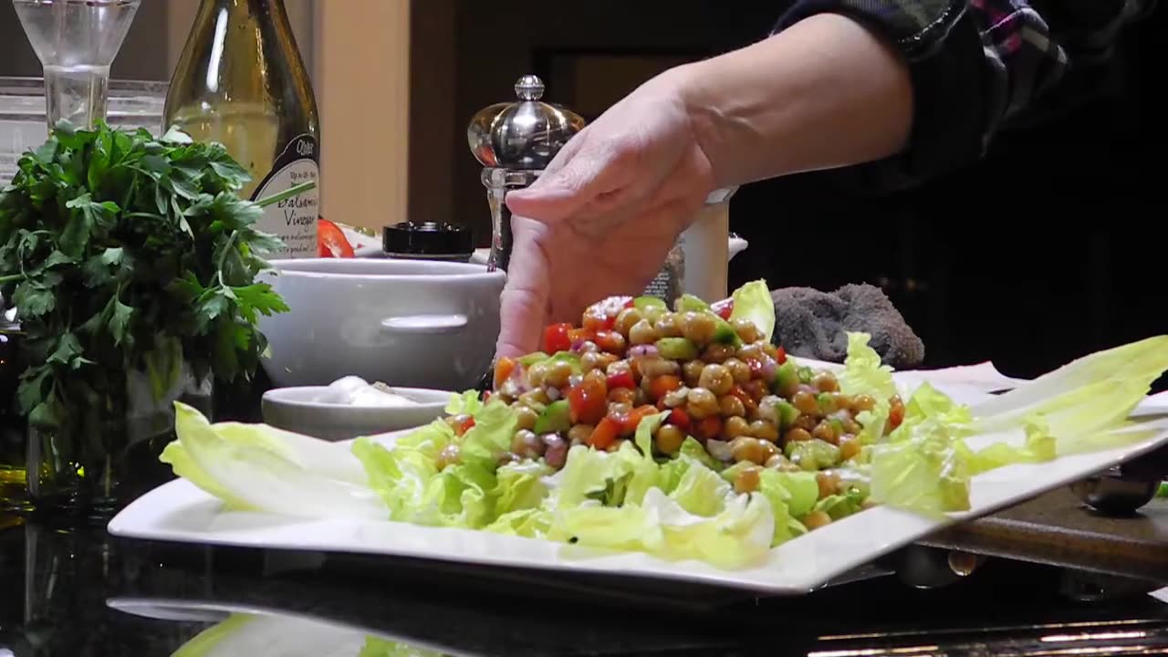 Cooking with Carrie Episode 4 - Chickpea Salad