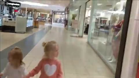 Random Acts of Kindness | Toddler sisters share acts of kindness