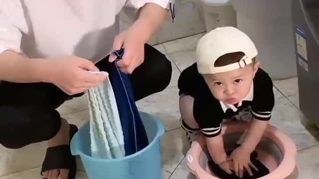 Laugh with the best baby pranks in a parent ( part 5)