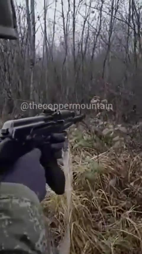 Ukraińscy żołnierze porzucili na froncie żołnierkę w ciąży