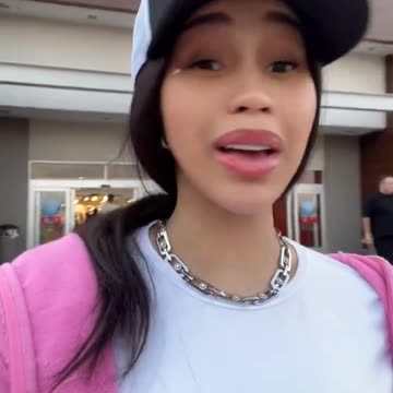 Cardi B just put out a message to ALL Trump supporters 👀