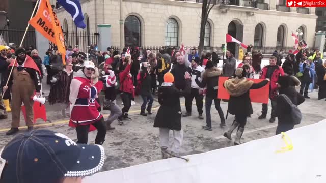 The Truckers are back in Canada to celebrate freedom and to bring it to the whole world