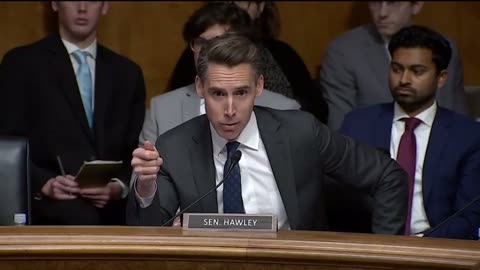 Senator Josh Hawley vs. Airlines