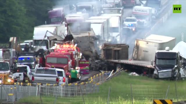 Three killed in a massive pile-up on Arkansas highway RT