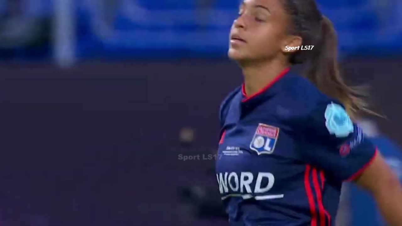 Delphine Cascarino - Mbappe in Women's Football - Skills & Speed Show ● France & Olympique Lyon