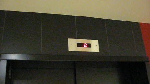 ThyssenKrupp hydraulic elevator at Knoll Hall (Dorm) UNL take 4