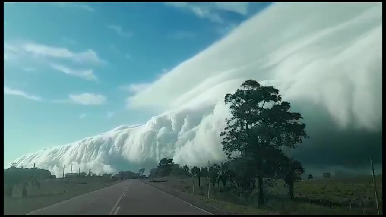 Vídeo mostra nuvens carregadas na fronteira do Uruguai e do Brasil