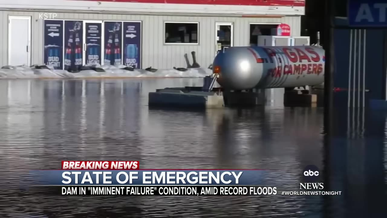 Record-breaking floods in Minnesota cause broken dam