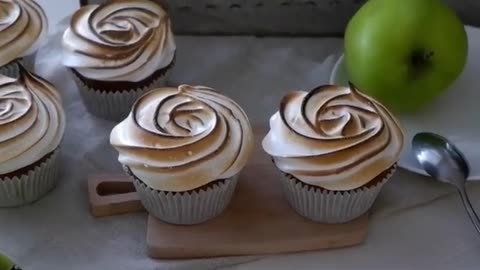 🍎 Рецепт КАПКЕЙКОВ с Корицей/Карамелизированными Яблоками/Меренгой🍏