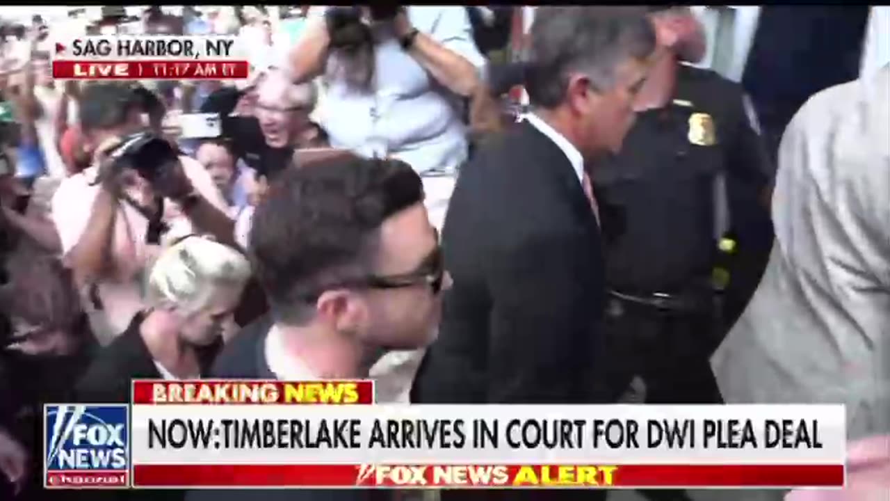 Justin Timberlake arrives in court for DWI plea deal