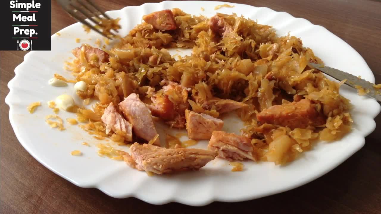 Sauerkraut with turkey